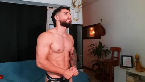 Bradley Martinez online show from 02-11-25, 01:20