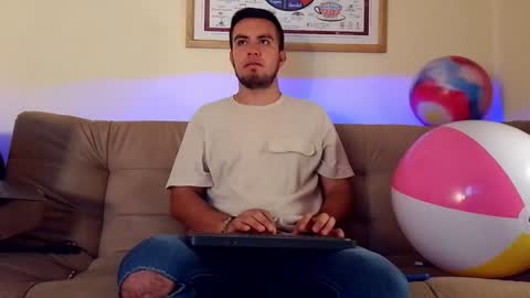 Bradley Colton Independ Model online show from 01-20-25, 12:04