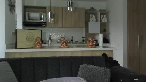 bradleymartin7 online show from 02-14-25, 10:36