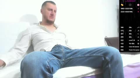 Call me Alex online show from 04-11-26, 05:56