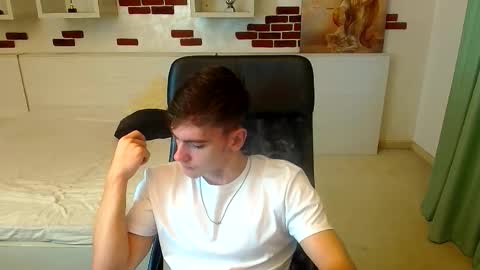 BradyFlint online show from 12-05-25, 06:11