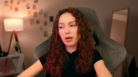 Lilly online show from 10-17-25, 02:19