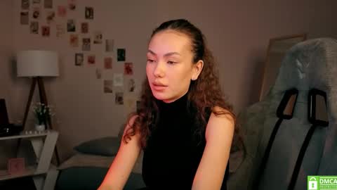 Lilly online show from 11-14-25, 01:43