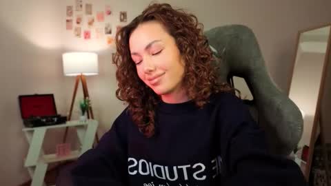 Lilly online show from 12-19-25, 01:40