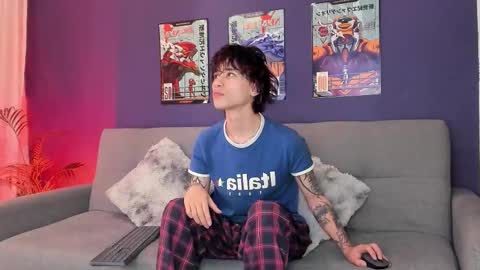 Brand online show from 11-30-25, 06:17