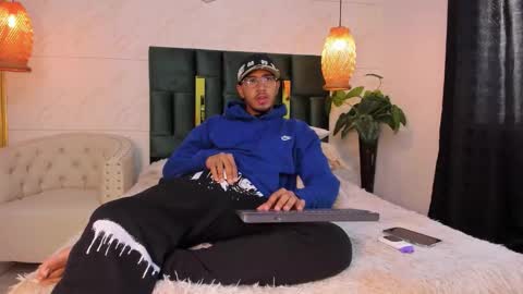 Brand  online show from 11-17-25, 12:33