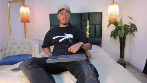 Brand  online show from 11-28-25, 11:35