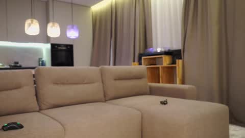 Brandi online show from 02-11-25, 09:14