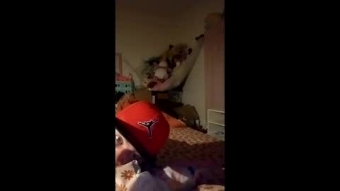 Snapshot of brandon281997 chatting on 02-22-26, 04:57 brandon281997 online show from 02-22-26, 04:57