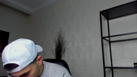 Snapshot of brandontatex chatting on 12-04-24, 12:25 BrandonTateX online show from 12-04-24, 12:25