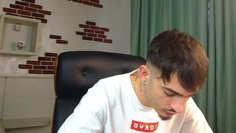 Snapshot of brandontatex chatting on 02-27-25, 02:00 BrandonTateX online show from 02-27-25, 02:00