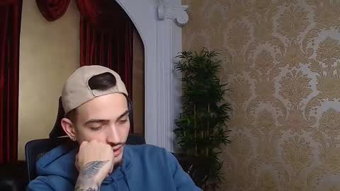 Snapshot of brandontatex chatting on 03-06-25, 06:59 BrandonTateX online show from 03-06-25, 06:59