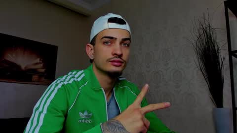 Snapshot of brandontatex chatting on 03-11-25, 11:44 BrandonTateX online show from 03-11-25, 11:44