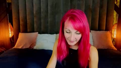 Snapshot of brandybloomm chatting on 09-27-25, 07:19 Brandybloomm online show from 09-27-25, 07:19