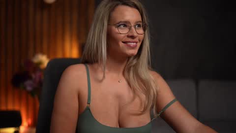 Alex online show from 01-21-25, 05:05