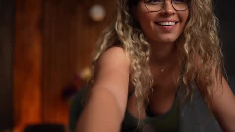 Alex online show from 02-02-25, 07:20