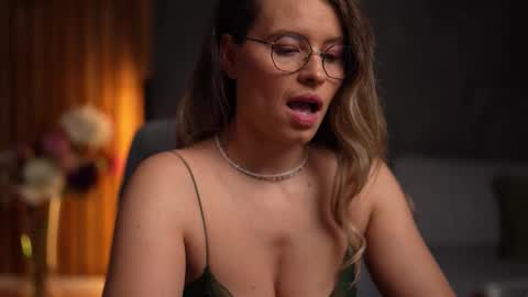 Alex online show from 11-24-25, 05:29