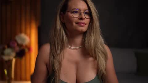 Alex online show from 01-18-26, 05:22