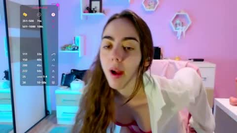 Snapshot of bratty_bun chatting on 05-19-26, 05:25 Annie online show from 05-19-26, 05:25