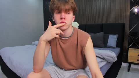 Snapshot of braxiboy chatting on 02-03-25, 12:47 Brax online show from 02-03-25, 12:47