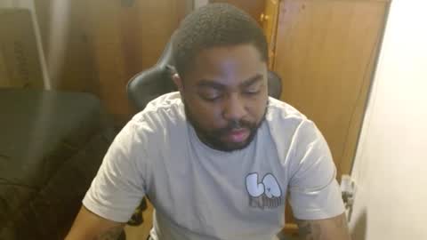 Snapshot of breadw1nnah chatting on 09-22-25, 03:41 Breadw1nnah online show from 09-22-25, 03:41