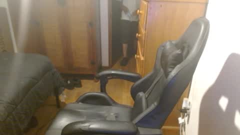 Snapshot of breadw1nnah chatting on 09-24-25, 04:38 Breadw1nnah online show from 09-24-25, 04:38