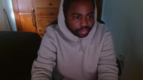 Snapshot of breadw1nnah chatting on 10-21-25, 02:40 Breadw1nnah online show from 10-21-25, 02:40