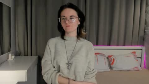 Snapshot of breanakinville chatting on 11-15-25, 07:10 Eva online show from 11-15-25, 07:10