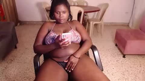 Valentina online show from 01-12-25, 04:00