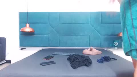 BRENDA VELASQUEZ online show from 02-26-26, 11:15