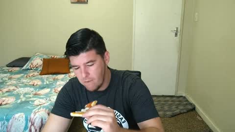 ask me lol online show from 01-06-25, 03:53