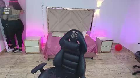 BRENDDA  online show from 10-07-25, 03:36