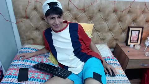 Esteban online show from 02-27-25, 04:20