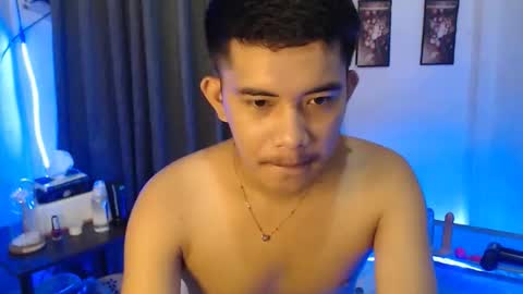 Snapshot of brent_handsome chatting on 11-27-25, 02:46 brent_handsome online show from 11-27-25, 02:46