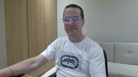 Brett online show from 04-17-26, 02:09