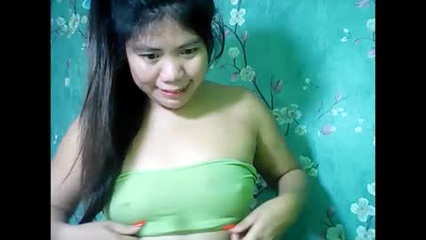 Snapshot of briana311387 chatting on 02-01-25, 12:51 im birana online show from 02-01-25, 12:51