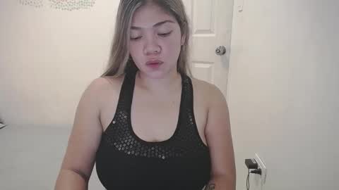 Briana online show from 02-05-25, 07:18