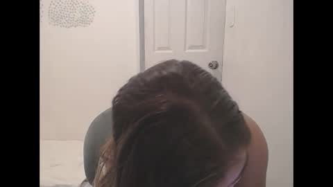 Briana online show from 10-08-25, 12:19