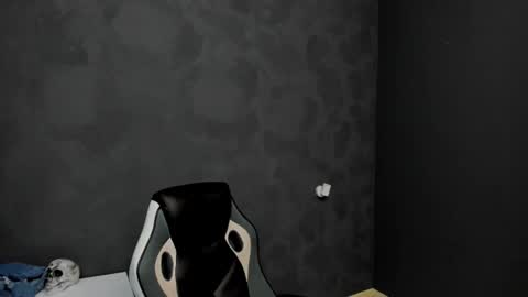 Snapshot of brianhunts chatting on 02-11-25, 12:27 Brian online show from 02-11-25, 12:27