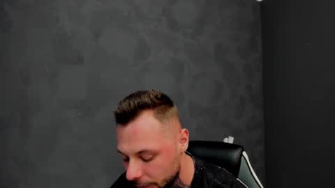 Snapshot of brianhunts chatting on 02-15-25, 09:27 Brian online show from 02-15-25, 09:27