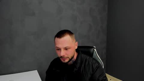 Snapshot of brianhunts chatting on 03-03-25, 06:48 Brian online show from 03-03-25, 06:48