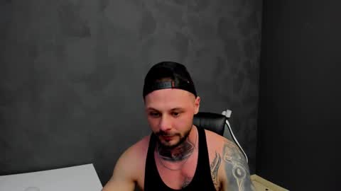 Snapshot of brianhunts chatting on 03-06-25, 12:52 Brian online show from 03-06-25, 12:52