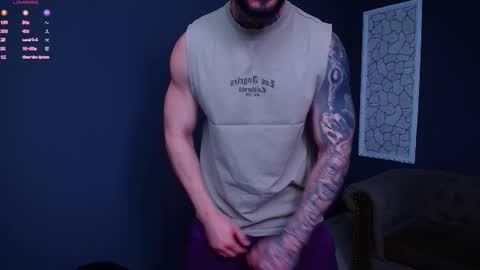 Snapshot of brianhunts chatting on 10-02-25, 04:30 Brian online show from 10-02-25, 04:30