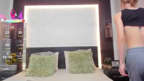 Snapshot of brianna_bondd chatting on 10-06-25, 01:08 Briana online show from 10-06-25, 01:08
