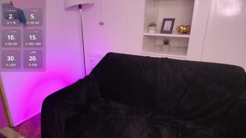 brianna_styles online show from 10-31-25, 01:23