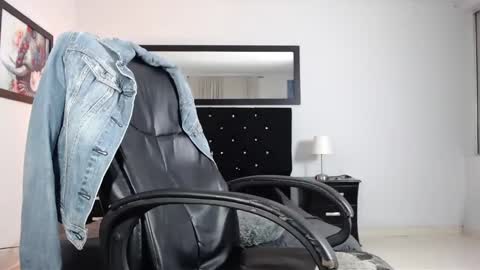 briannathomsett online show from 02-05-25, 07:18