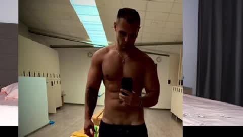 Snapshot of briannsmith1 chatting on 12-03-24, 12:59 Brian online show from 12-03-24, 12:59