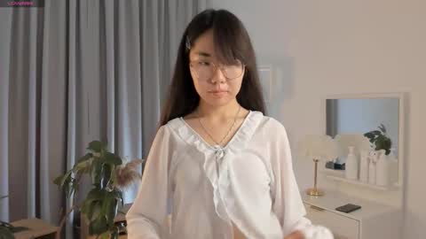 Snapshot of bridgetbottrell chatting on 09-11-25, 03:12 Hanna online show from 09-11-25, 03:12