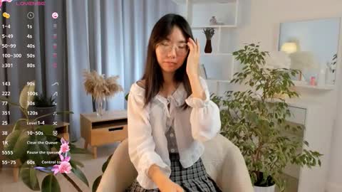 Snapshot of bridgetbottrell chatting on 10-04-25, 03:21 Hanna online show from 10-04-25, 03:21