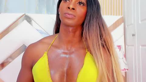 Snapshot of briggittebony chatting on 09-15-25, 07:58 BIRGGITTEBONY online show from 09-15-25, 07:58